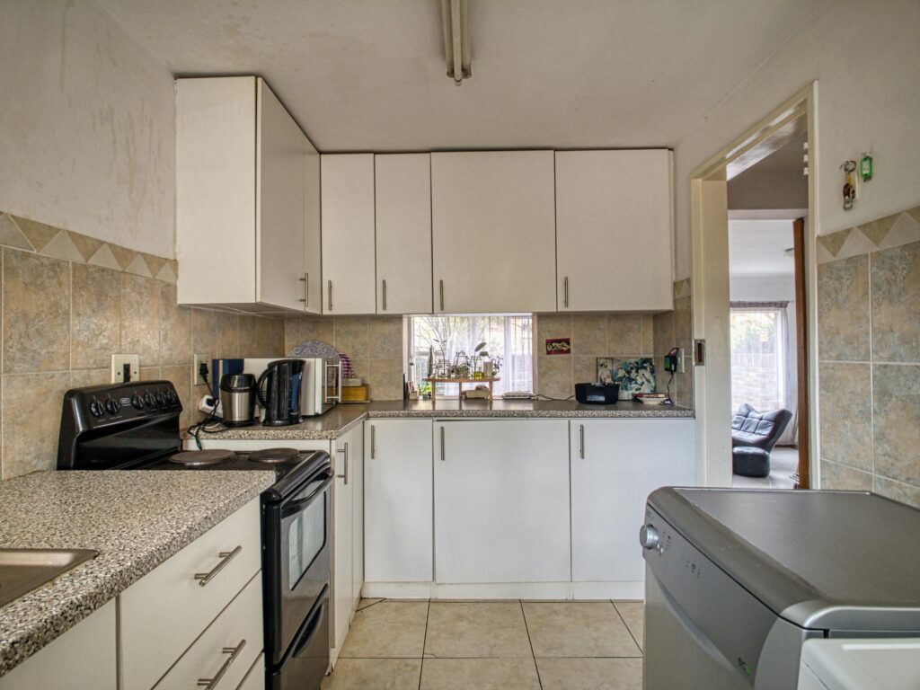 Small Kitchen Ideas