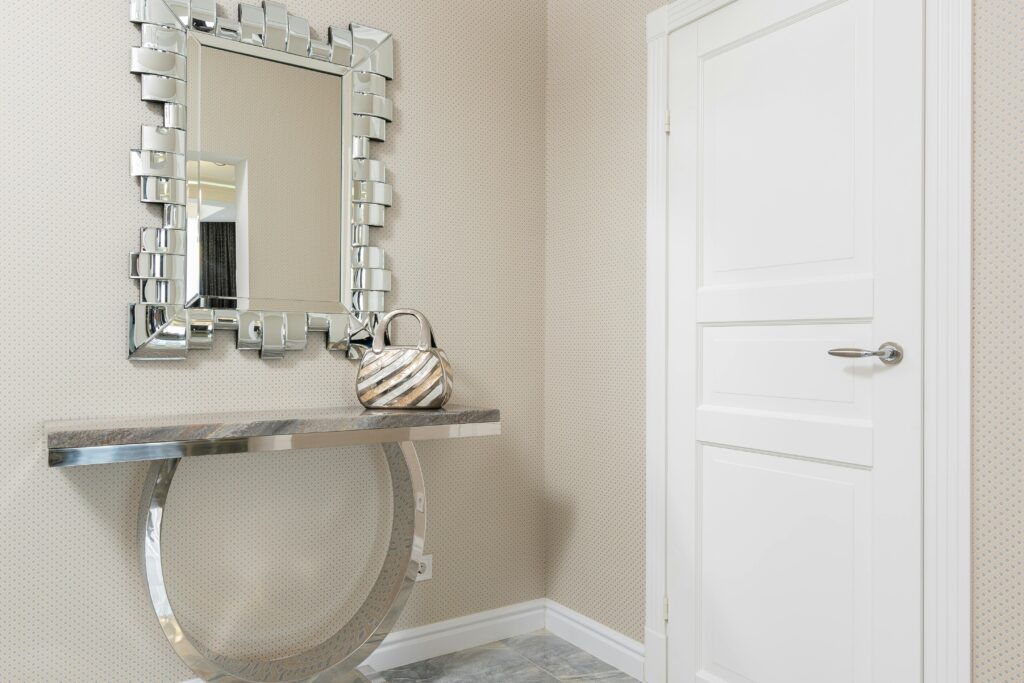 entryway table decor
