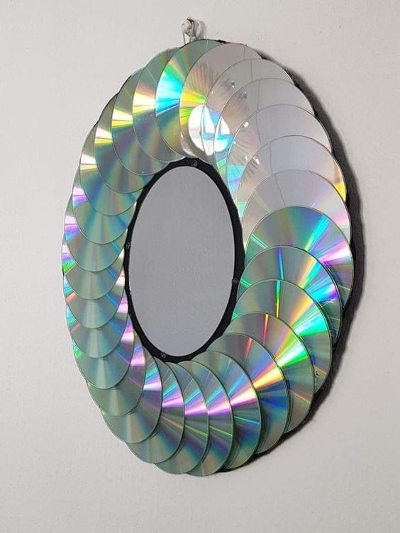 RECYCLE old cd's and disk decoration